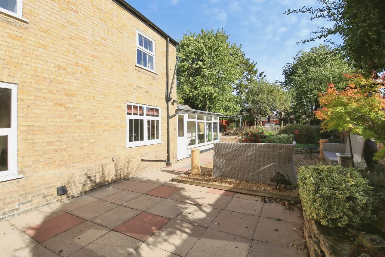 The Green, Yaxley, PE7, photo 25