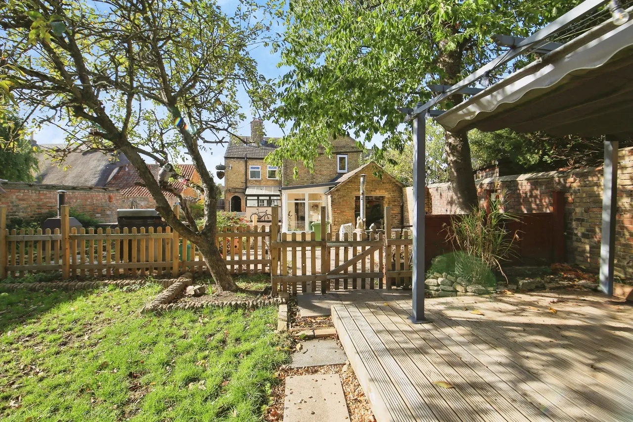 The Green, Yaxley, PE7, photo 24