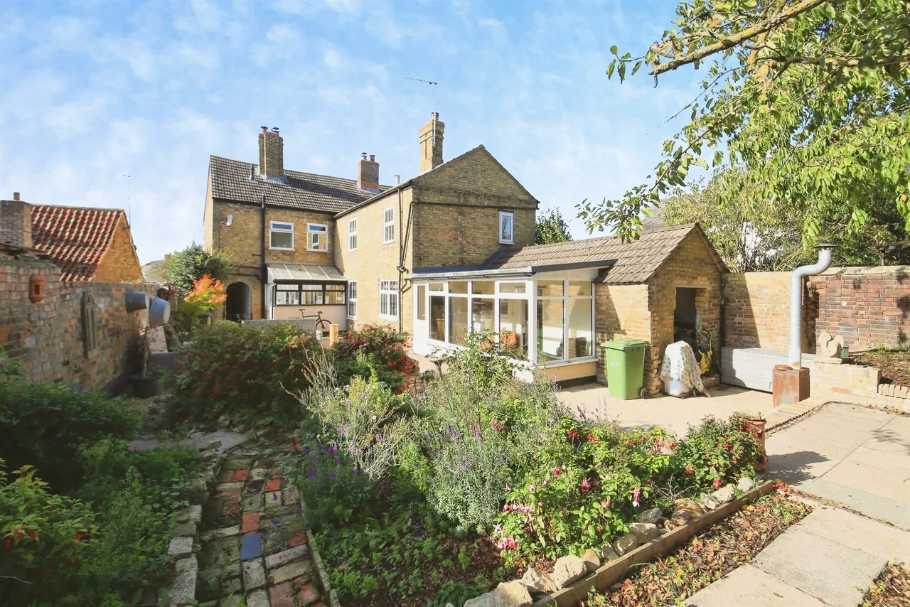 The Green, Yaxley, PE7, photo 21