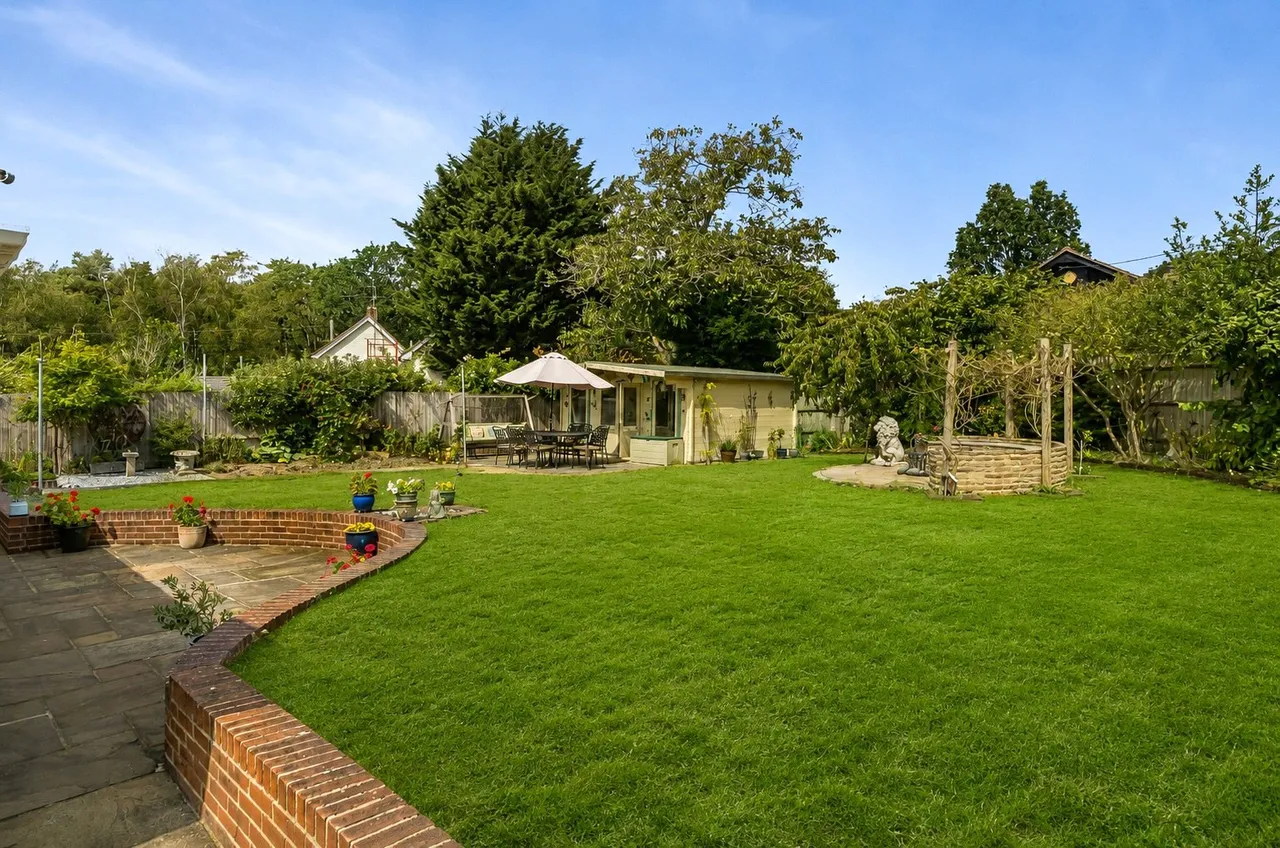 Burney Bit, Pamber Heath, Tadley, Hampshire, RG26 3TJ, photo 6