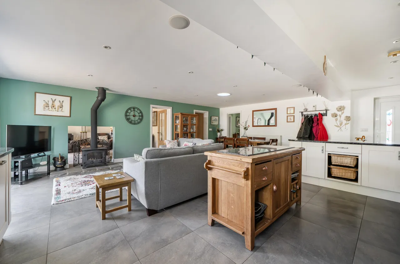 Burney Bit, Pamber Heath, Tadley, Hampshire, RG26 3TJ, photo 16