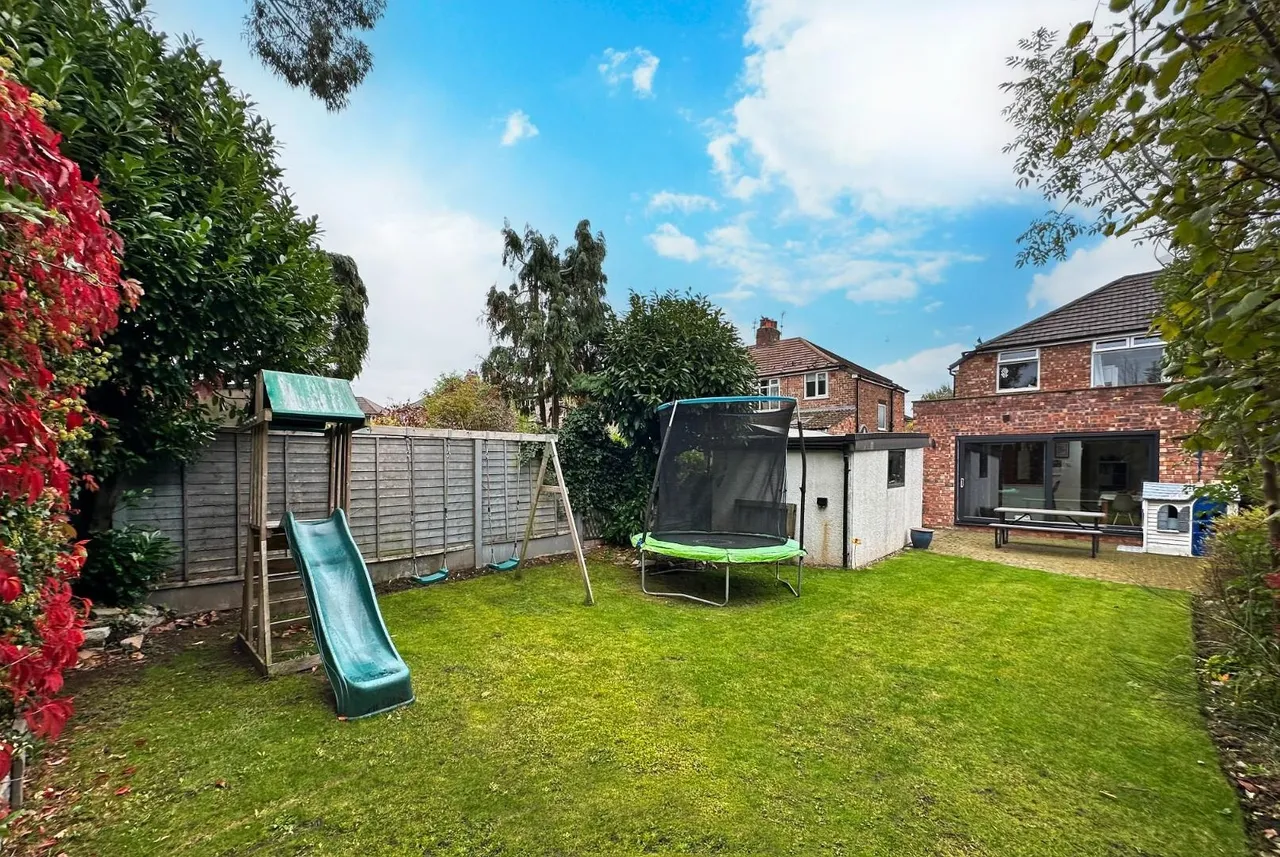 Clover Road, Timperley, Cheshire WA15 7NL, photo 26