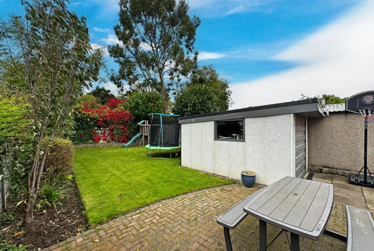 Clover Road, Timperley, Cheshire WA15 7NL, photo 23