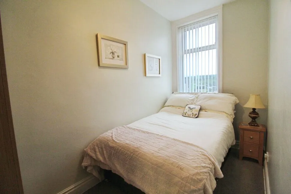 Keighley Road, Colne, Lancashire, BB8, photo 9