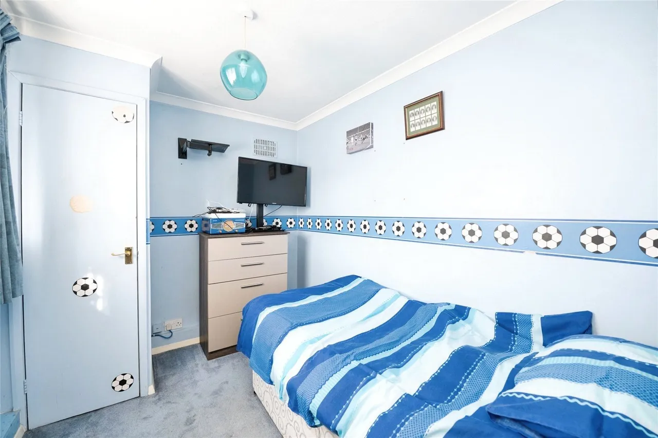 Renown Close, Romford, RM7, photo 14