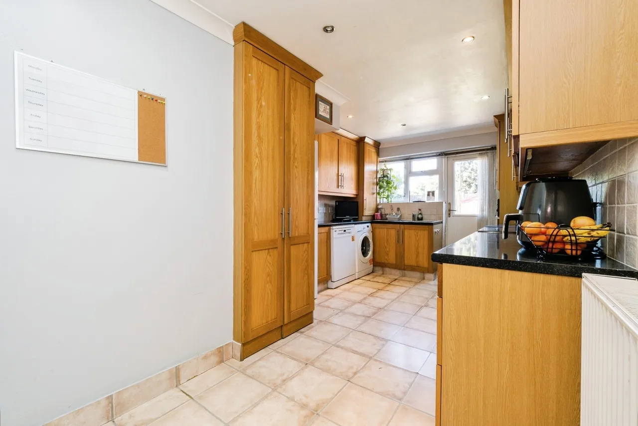 Roycraft Avenue, Barking, IG11, photo 14