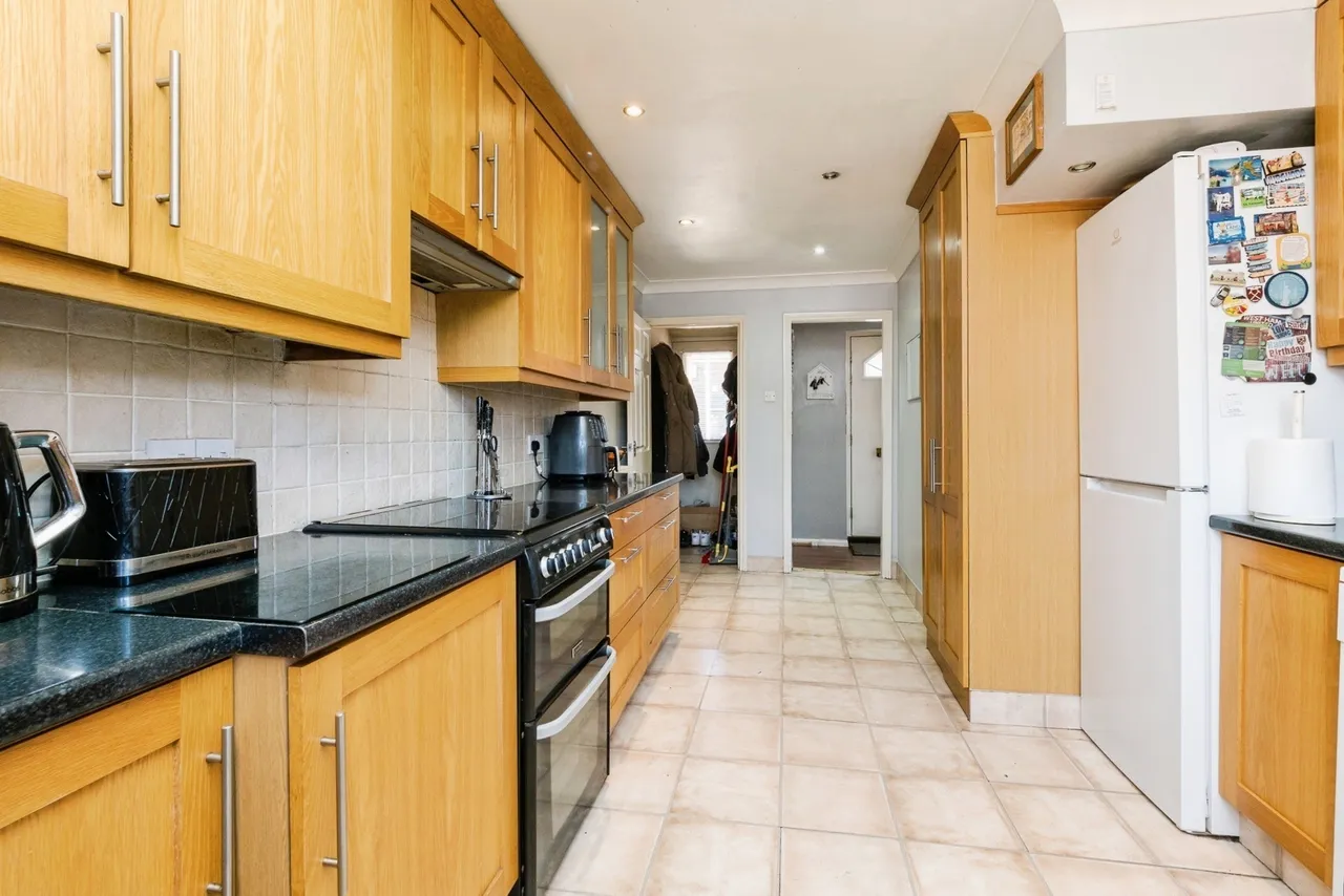 Roycraft Avenue, Barking, IG11, photo 13