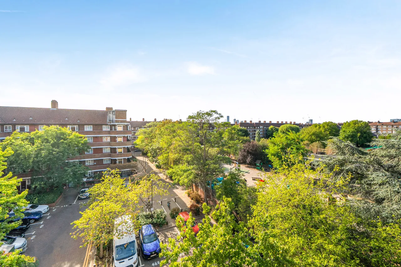 75 Mackay House, White City Estate, London, photo 6