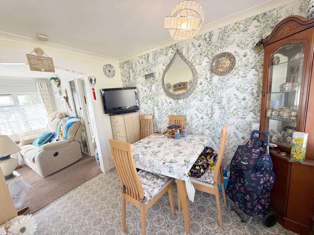Cheveley Park, Grantham, photo 4