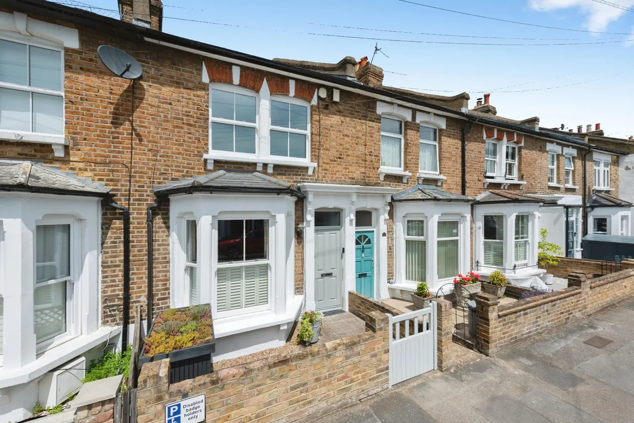 Victor Road, Teddington, TW11, photo 31