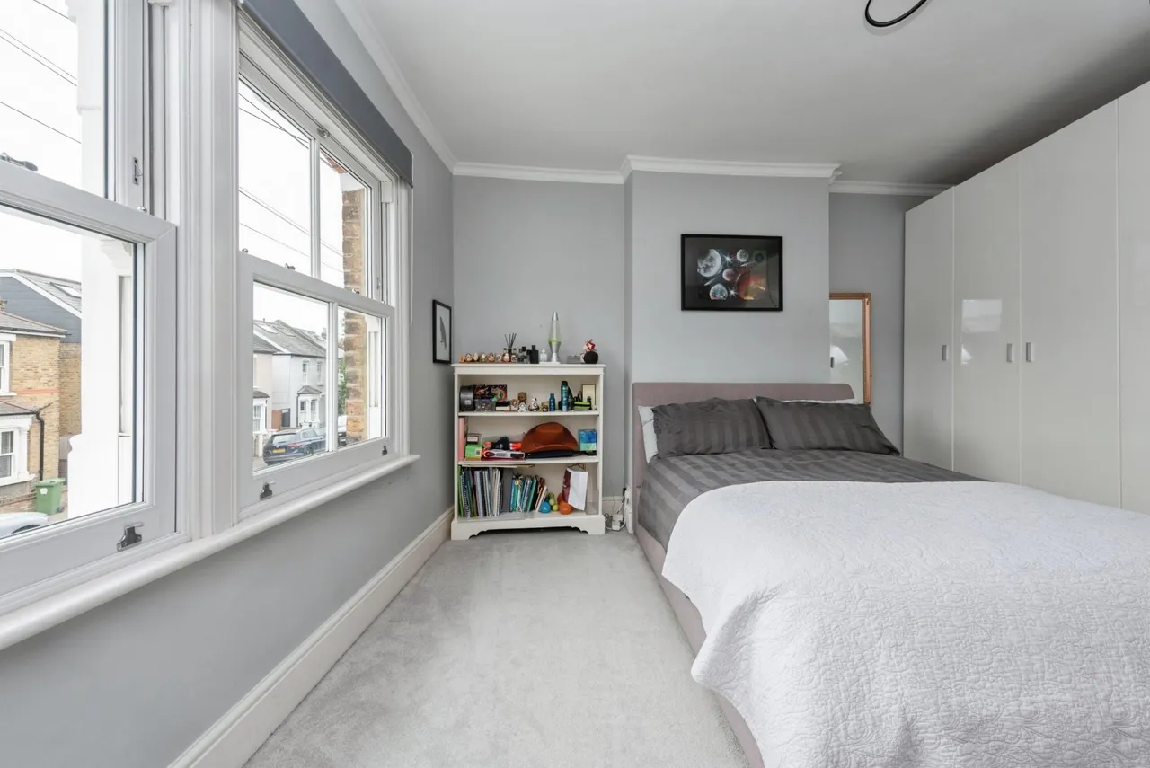 Victor Road, Teddington, TW11, photo 14