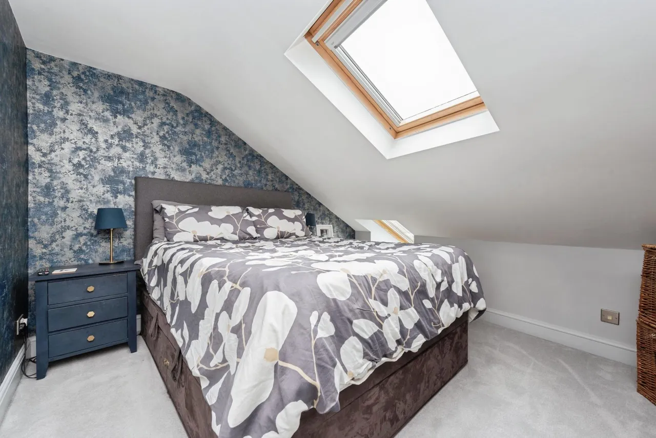Victor Road, Teddington, TW11, photo 18