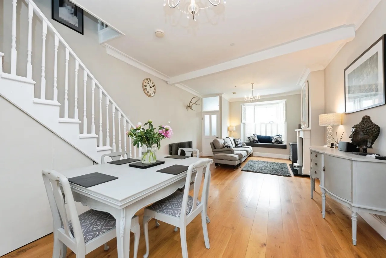 Victor Road, Teddington, TW11, photo 5