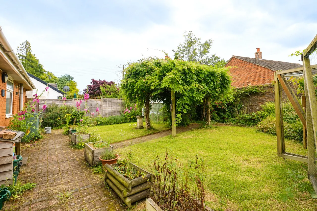 Beech Tree Close, Wiveliscombe, TA4, photo 9