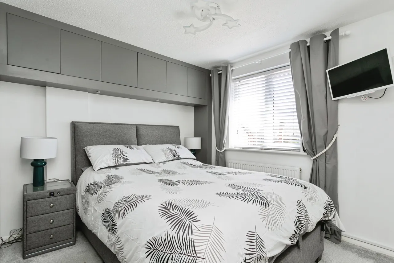 Westwood Close, Great Holm, Milton Keynes, photo 12