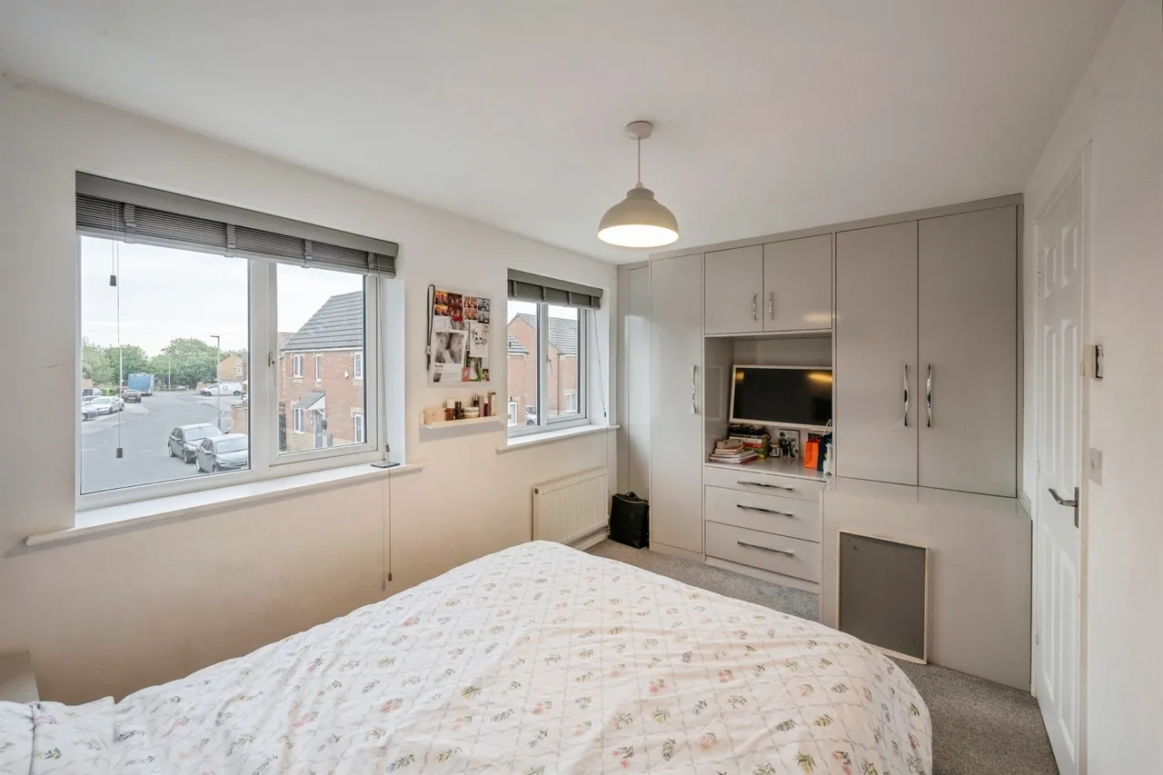 Smithy Croft, Bolton-Upon-Dearne, S63, photo 11