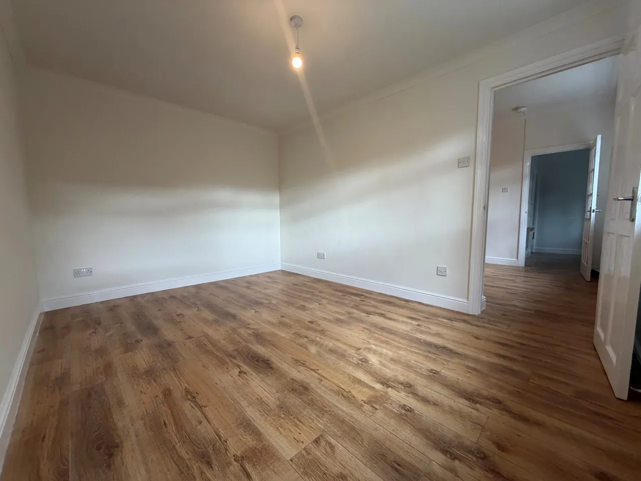 Lansdowne Road, MK40, photo 5