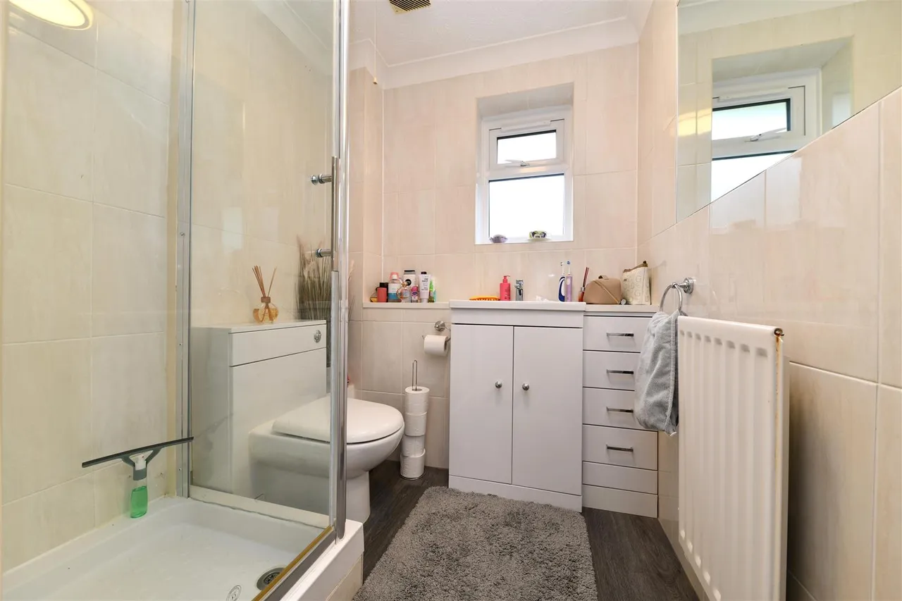 Thirlmere, Stevenage, Herts, SG1 6AH, photo 16