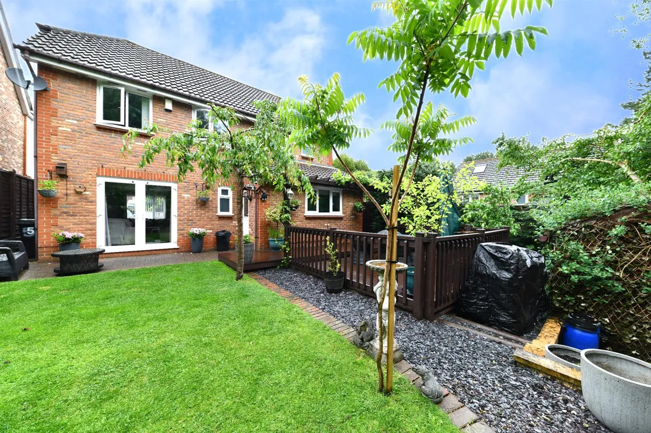 Thirlmere, Stevenage, Herts, SG1 6AH, photo 19