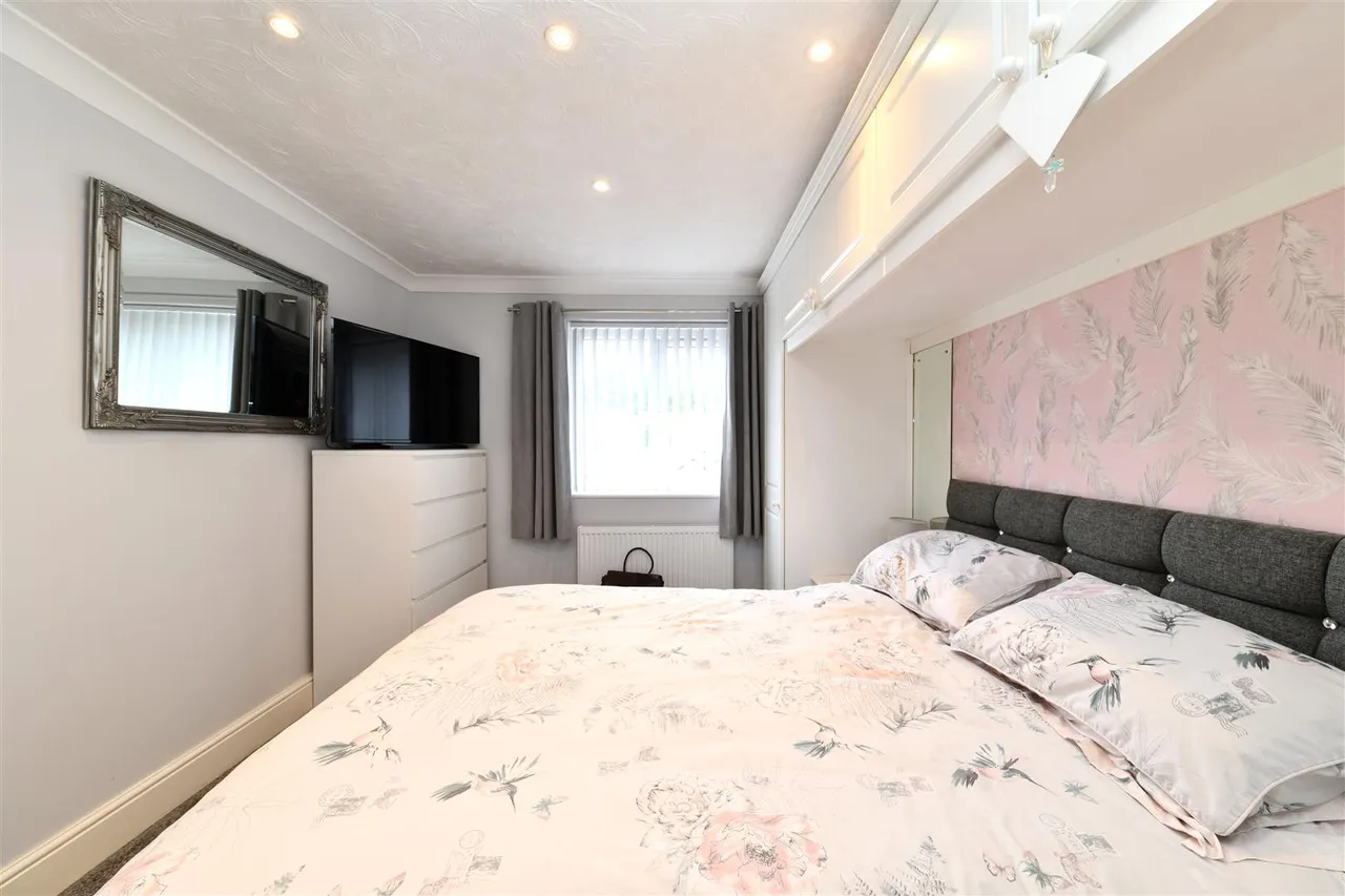 Thirlmere, Stevenage, Herts, SG1 6AH, photo 15
