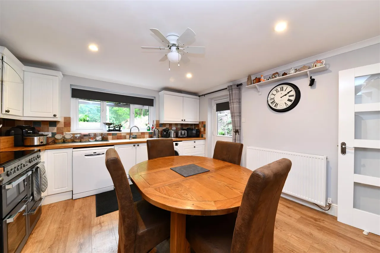 Thirlmere, Stevenage, Herts, SG1 6AH, photo 12