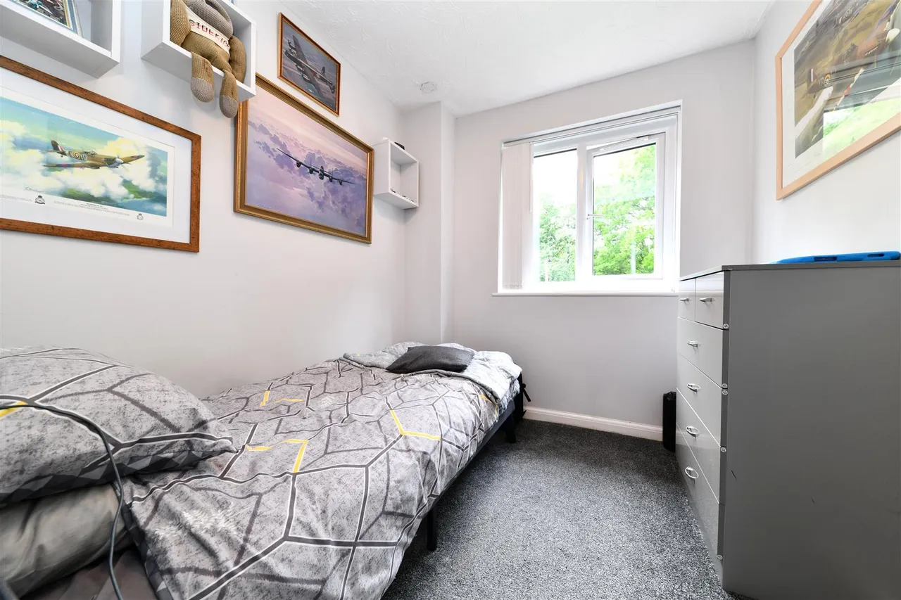 Thirlmere, Stevenage, Herts, SG1 6AH, photo 18