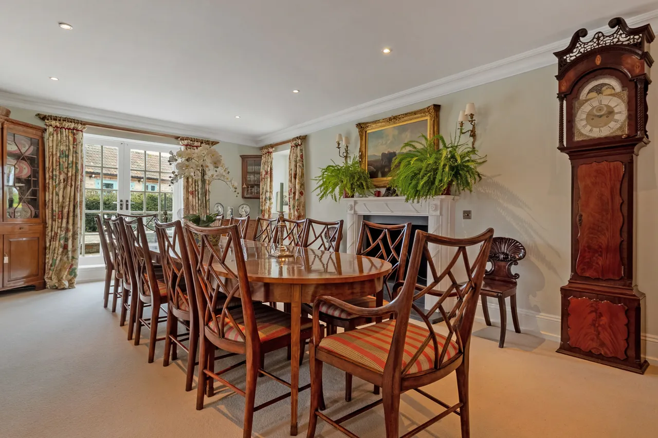 Bridge Farm, Faringdon, SN7, photo 3