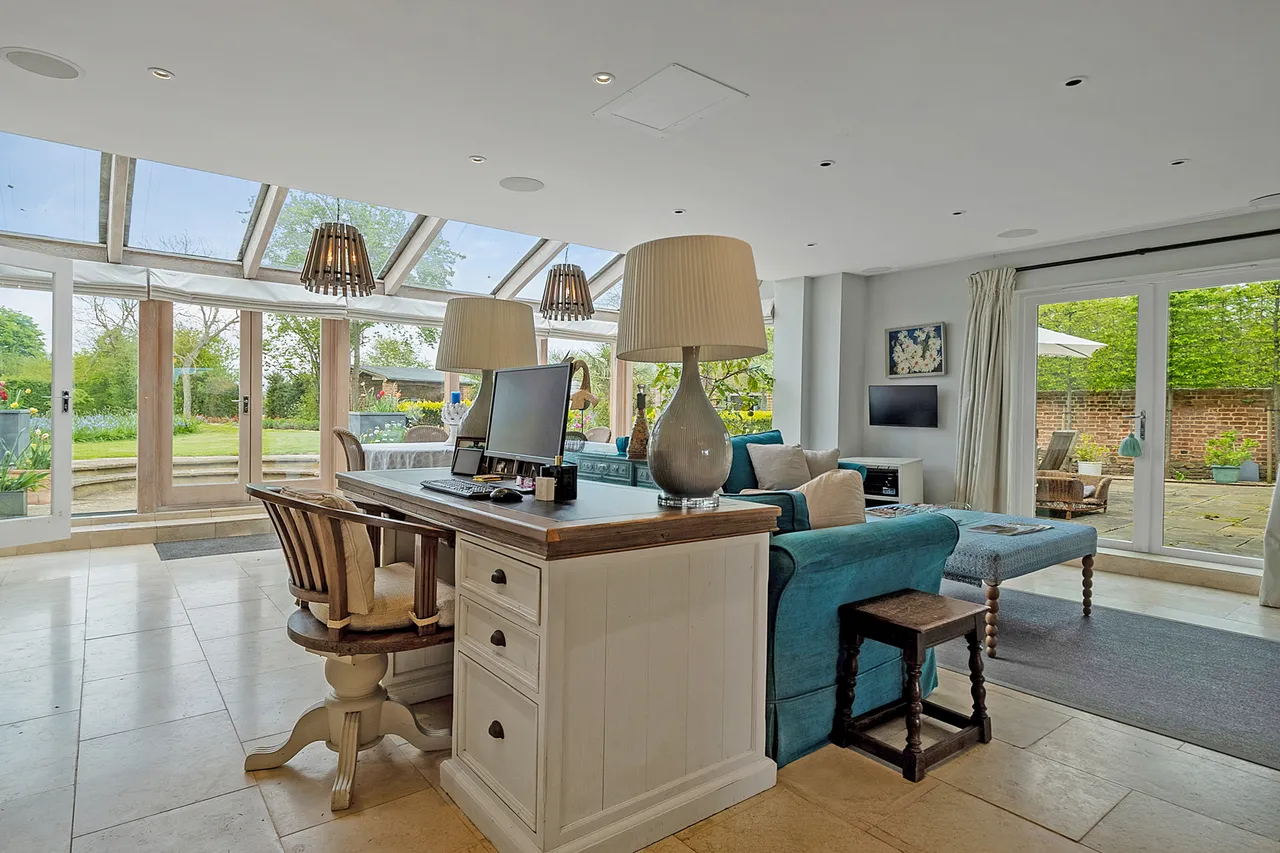 Bridge Farm, Faringdon, SN7, photo 4