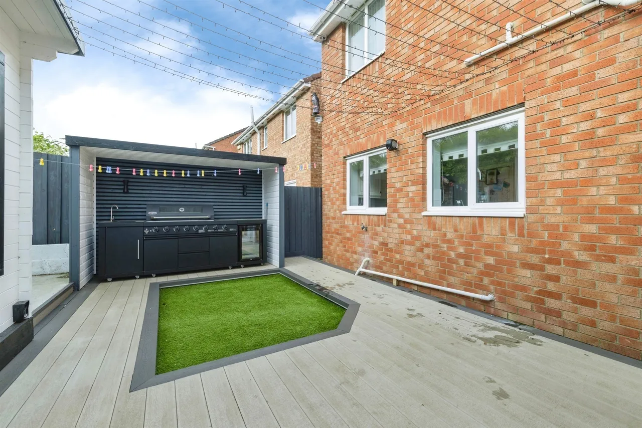Nuthatch Close, Hartlepool, TS26, photo 17
