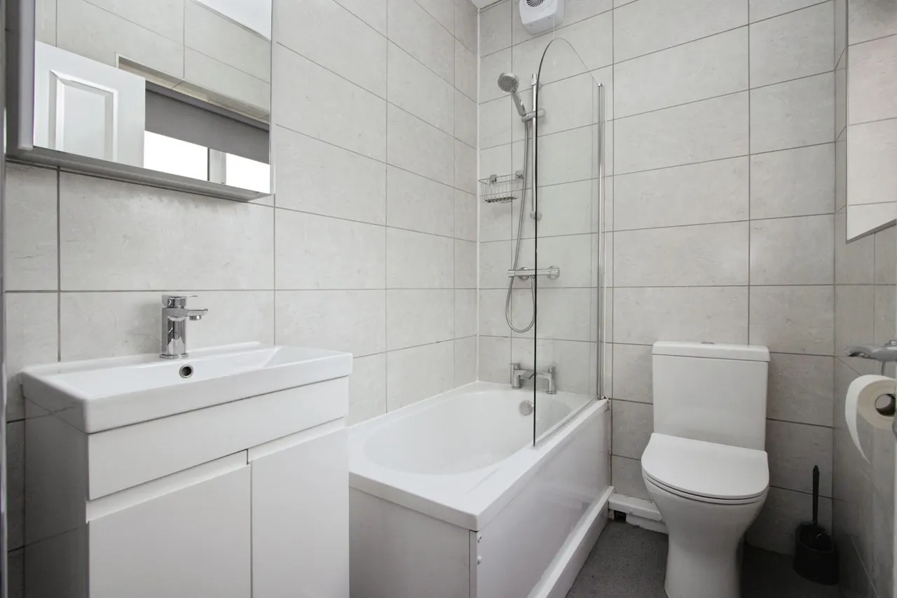 Newland Street, Wakefield, WF1, photo 9