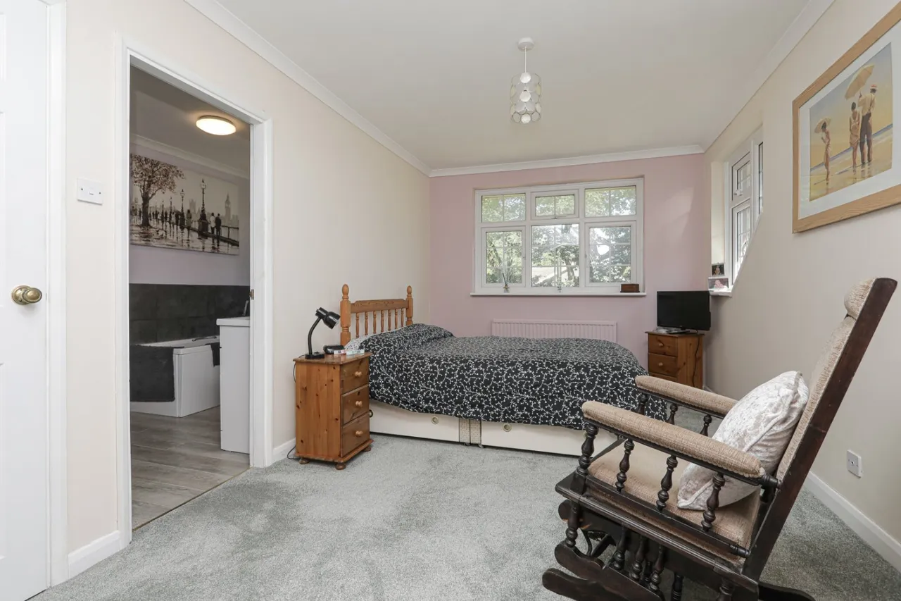 Valley Road, Margate, CT9, photo 12