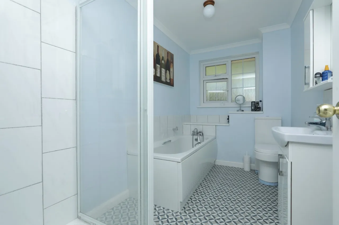 Valley Road, Margate, CT9, photo 14
