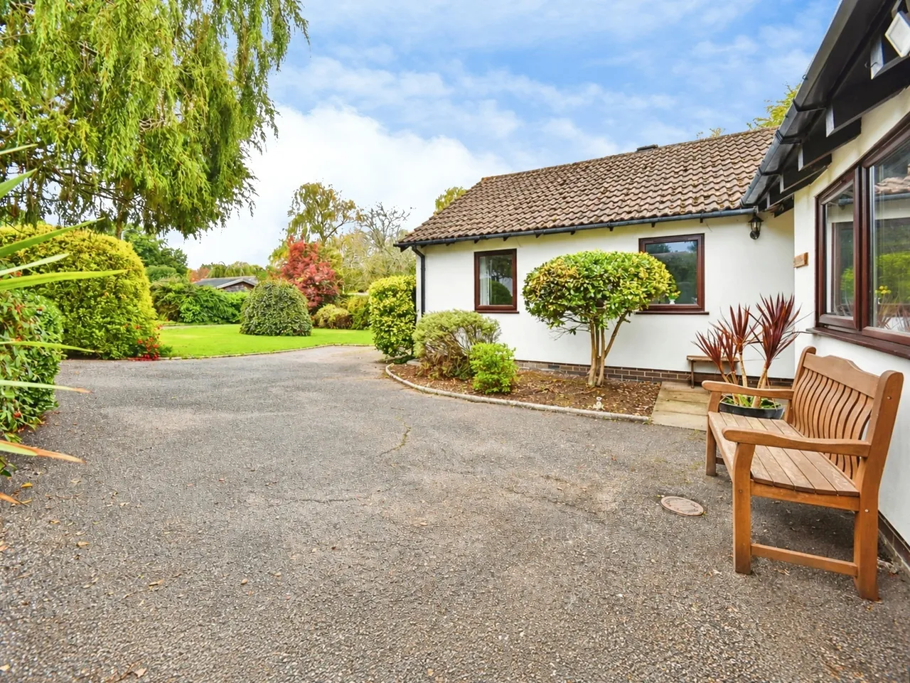 Hylands Close, West Hill, EX11, photo 24