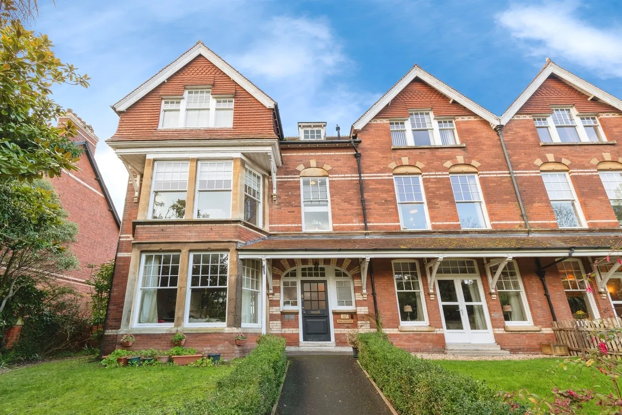 2 bed flat for sale, Blenheim Road, Minehead, TA24