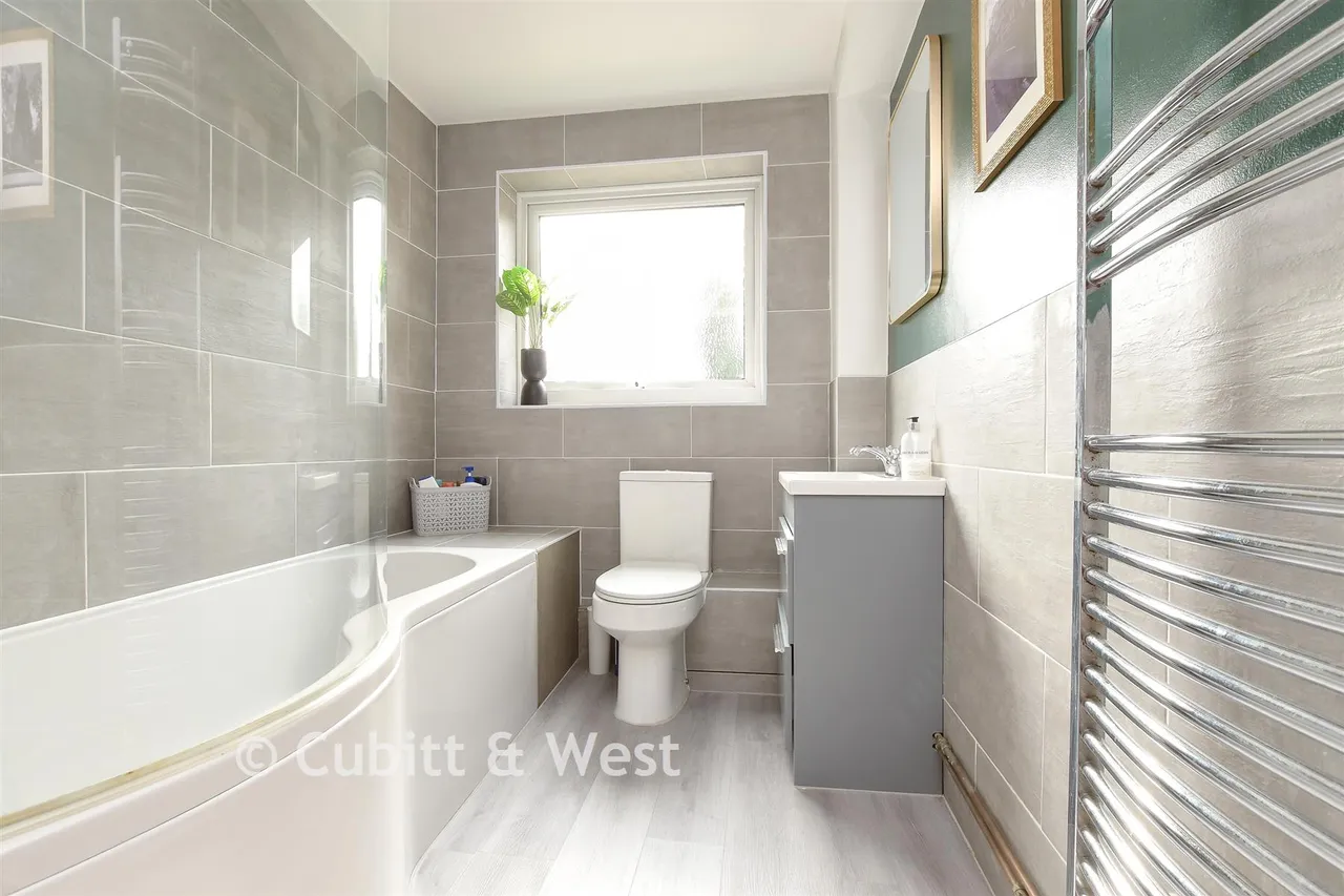 Ridgeway Road, Redhill, RH1, photo 13