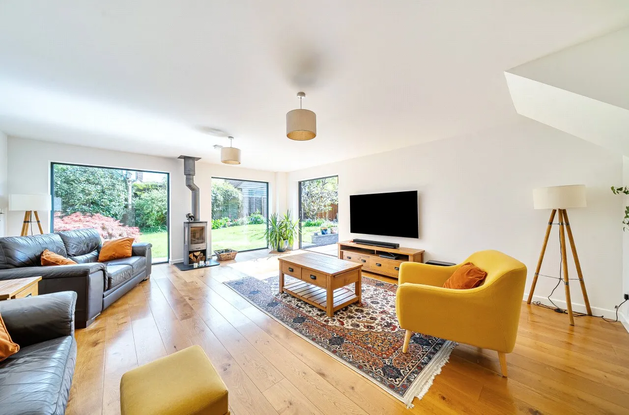 Angel Meadows, Odiham, Hook, Hampshire, RG29 1AR, photo 3