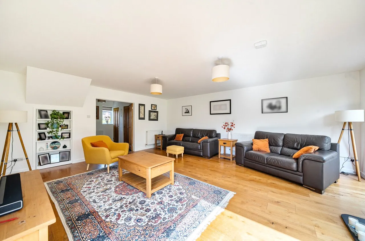 Angel Meadows, Odiham, Hook, Hampshire, RG29 1AR, photo 7