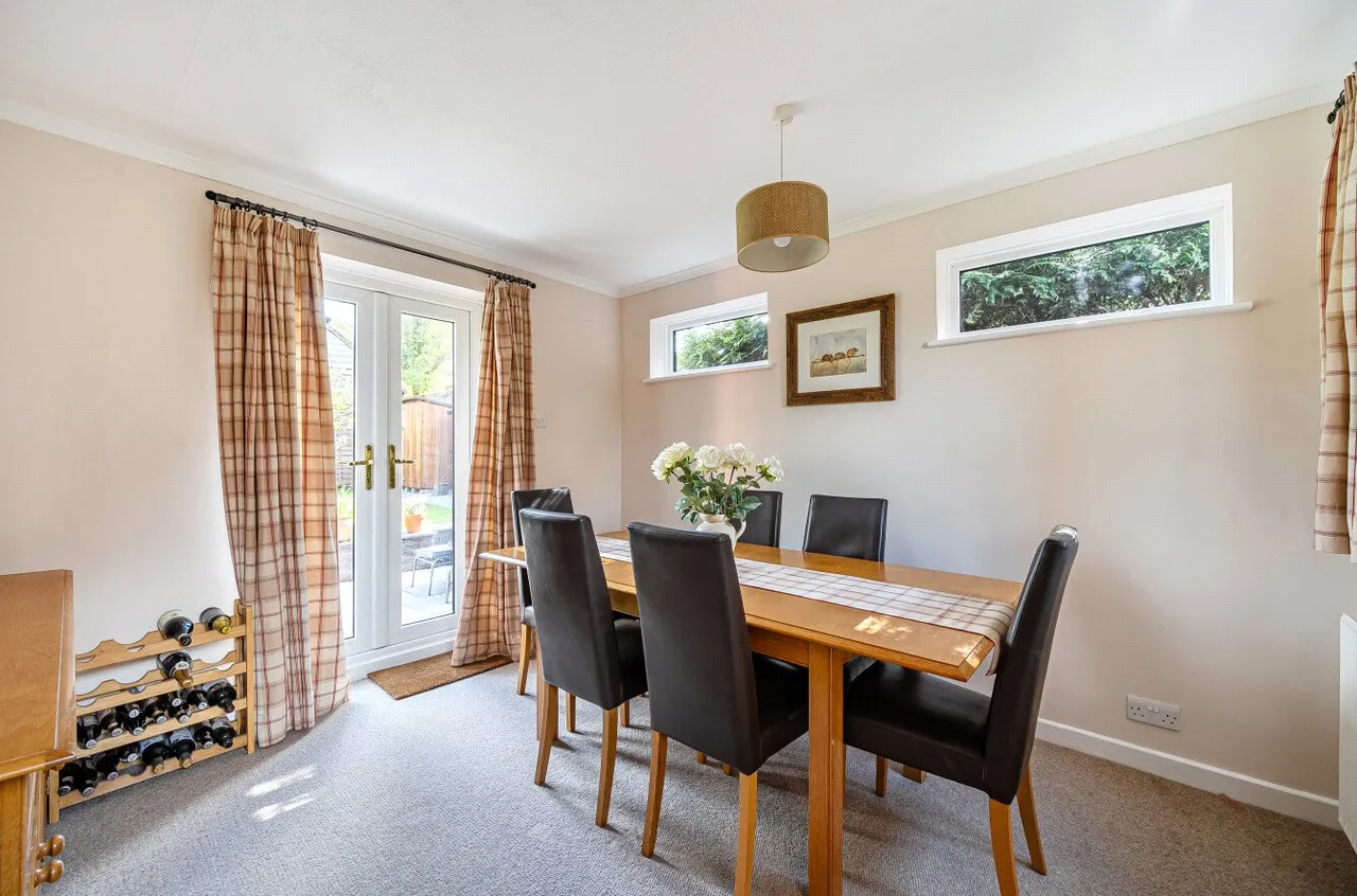 Angel Meadows, Odiham, Hook, Hampshire, RG29 1AR, photo 5
