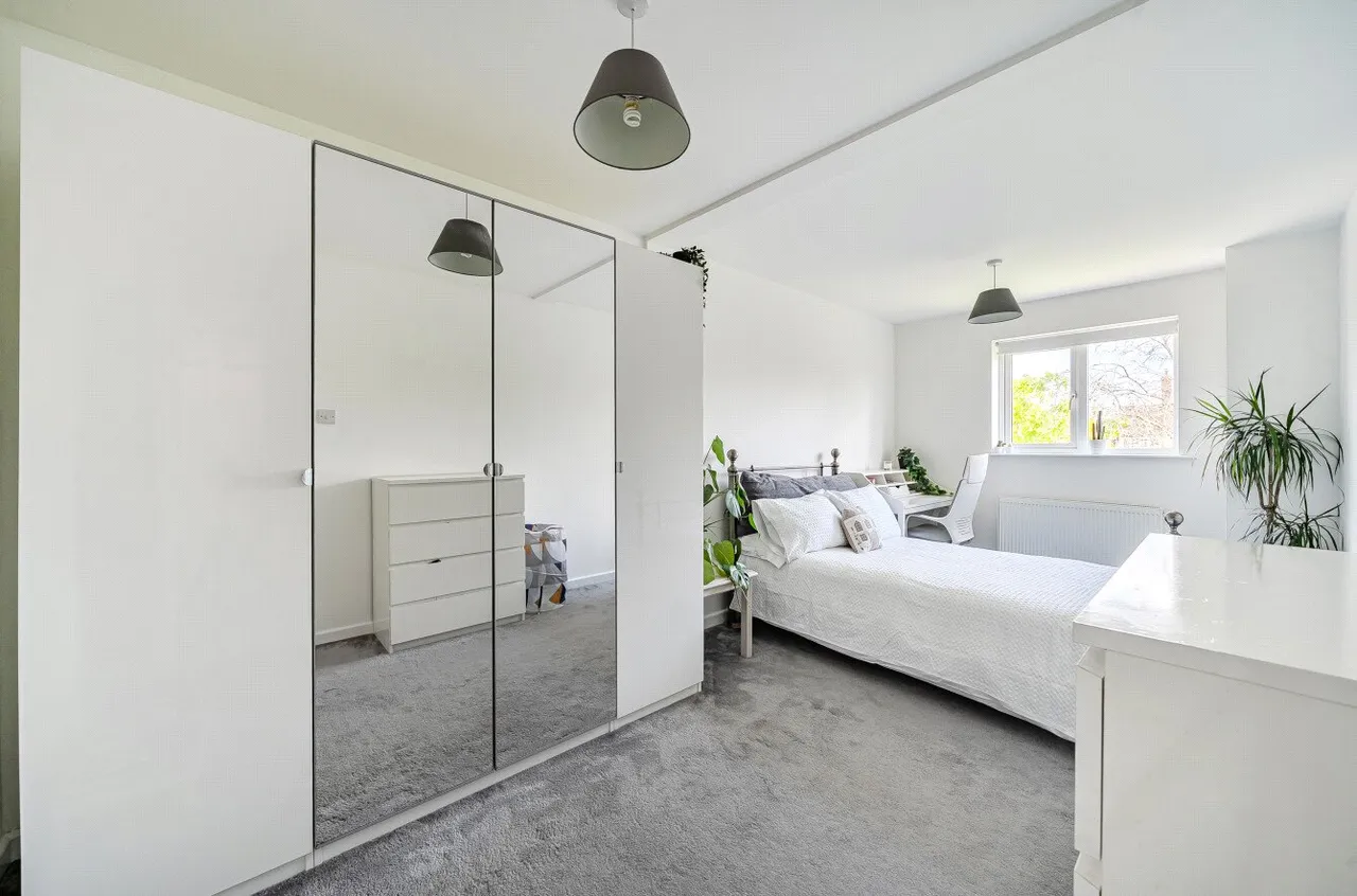 Angel Meadows, Odiham, Hook, Hampshire, RG29 1AR, photo 8
