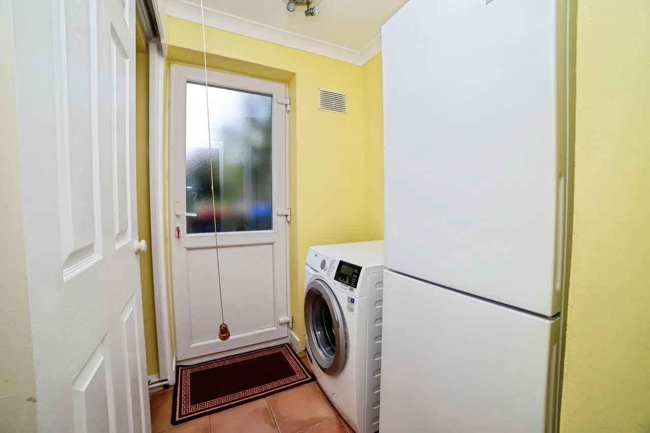 Alfreton Road, SUTTON-IN-ASHFIELD, Nottinghamshire, NG17, photo 7