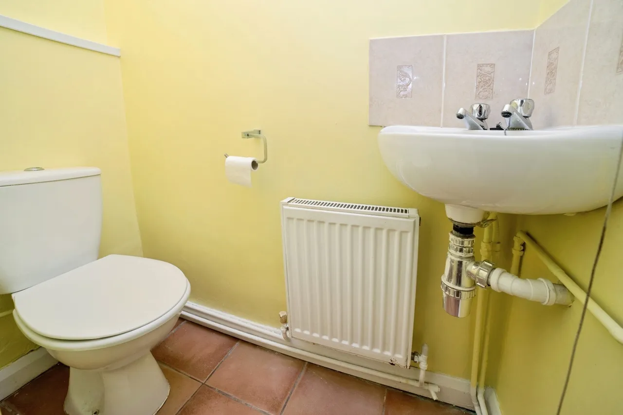 Alfreton Road, SUTTON-IN-ASHFIELD, Nottinghamshire, NG17, photo 8