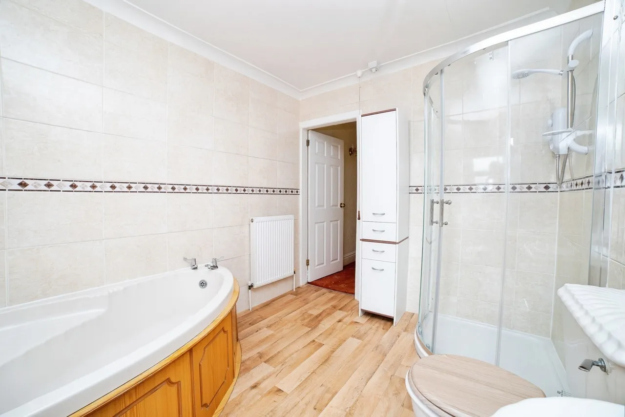 Alfreton Road, SUTTON-IN-ASHFIELD, Nottinghamshire, NG17, photo 12