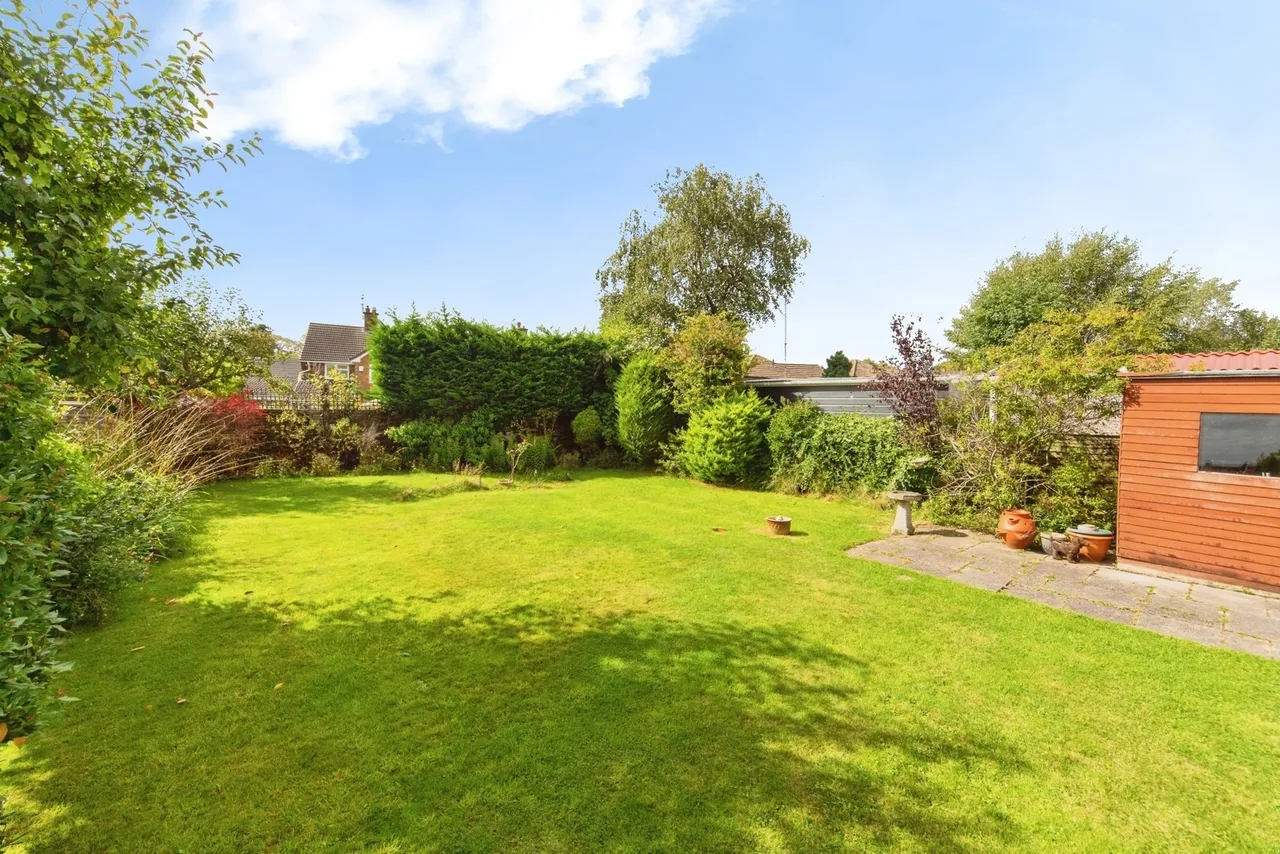 Grenville Crescent, Bromborough, CH63, photo 18