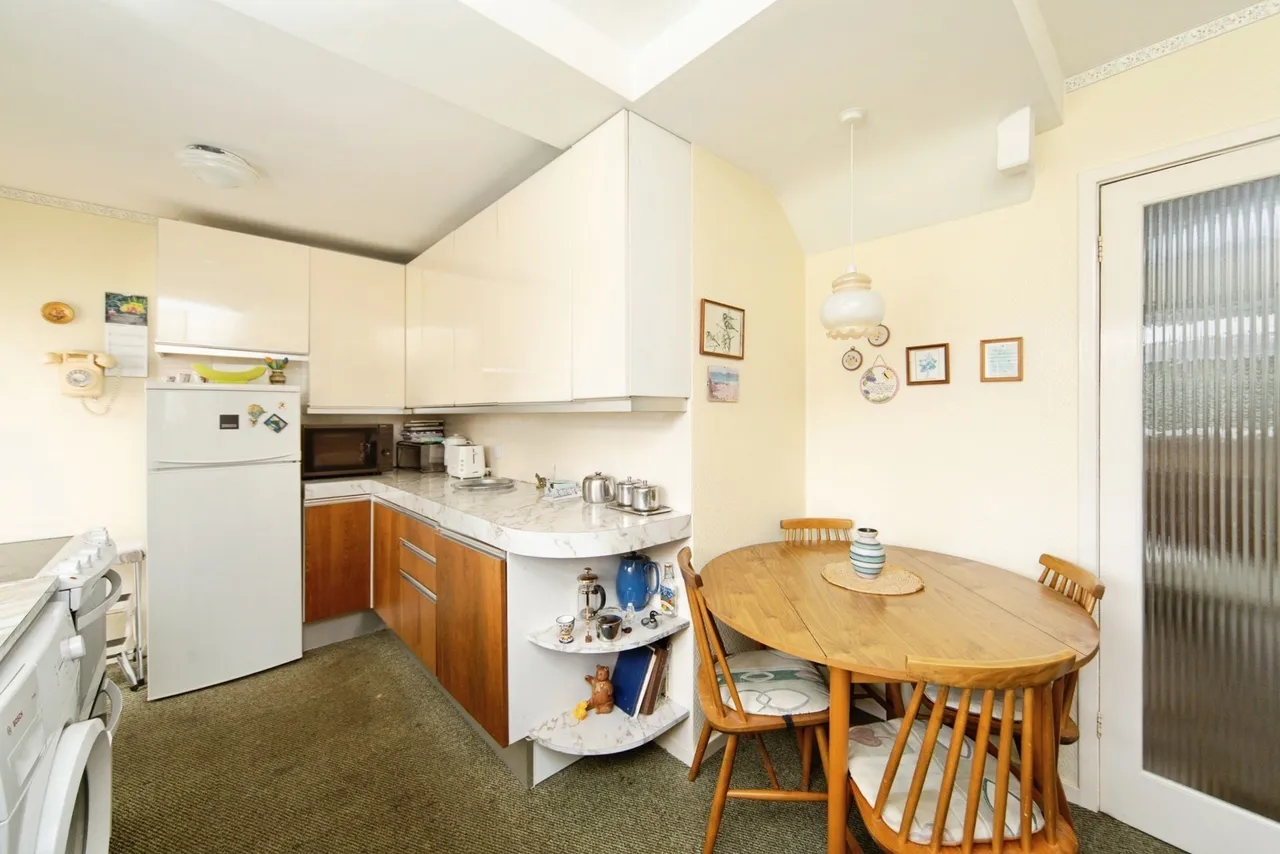 Grenville Crescent, Bromborough, CH63, photo 7