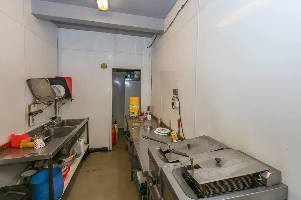 Manchester Road, Rochdale, OL11, photo 14