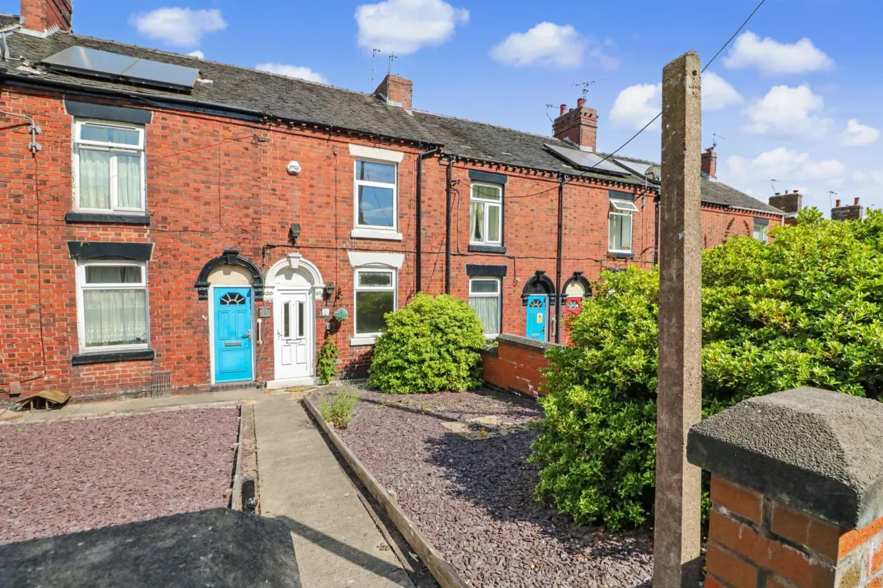 2 bed property to rent, West Terrace, Stoke-On-Trent