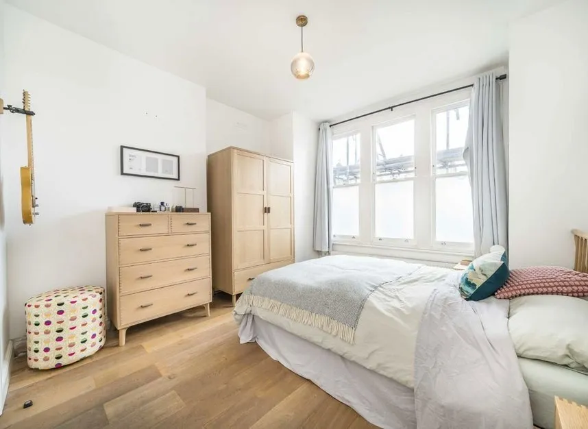 Greyhound Lane, Streatham, SW16, photo 5