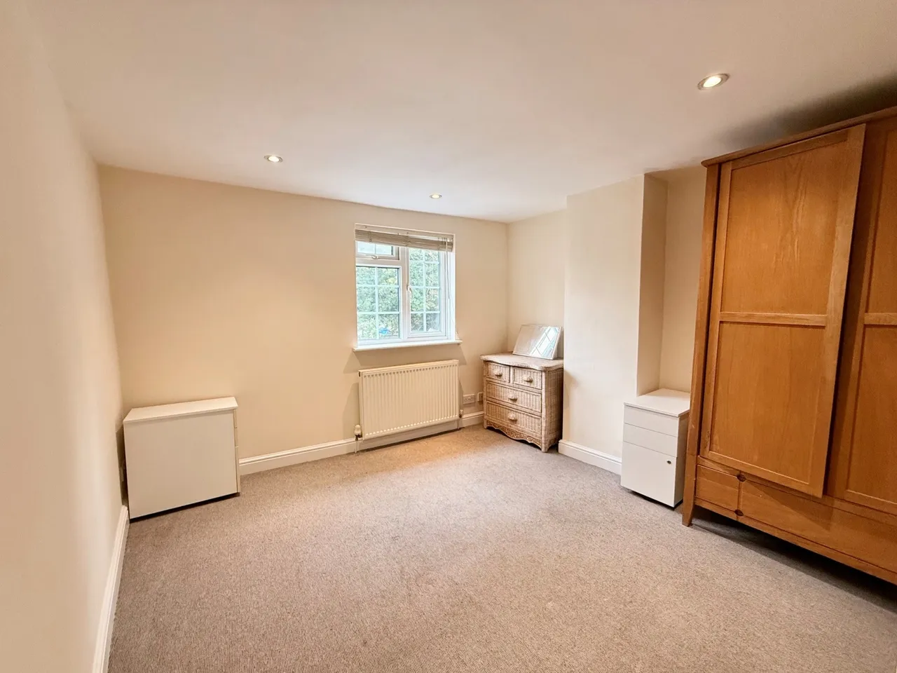 Harvest Road, Englefield GreenSurrey Egham, TW20, photo 4