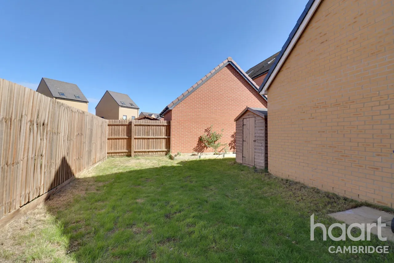 Warren Way, CB24, photo 17