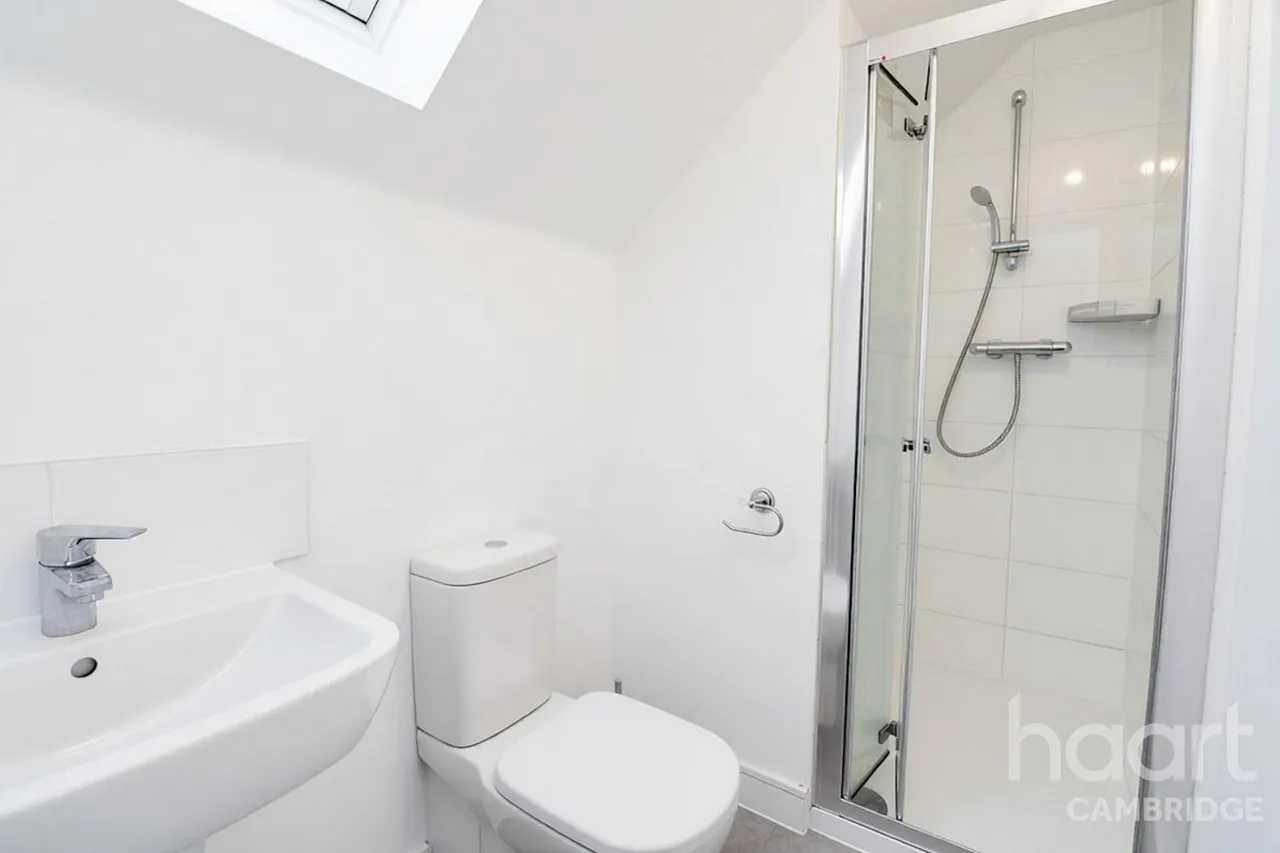 Warren Way, CB24, photo 9